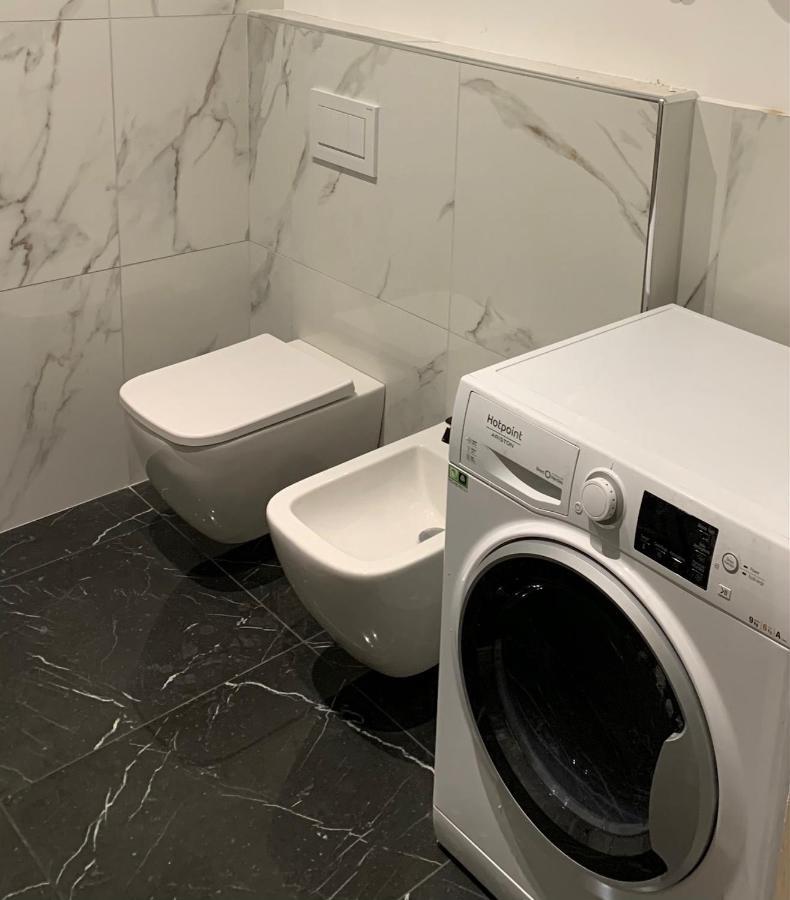 Ugo Bassi Lux Apartment 博洛尼亚 外观 照片
